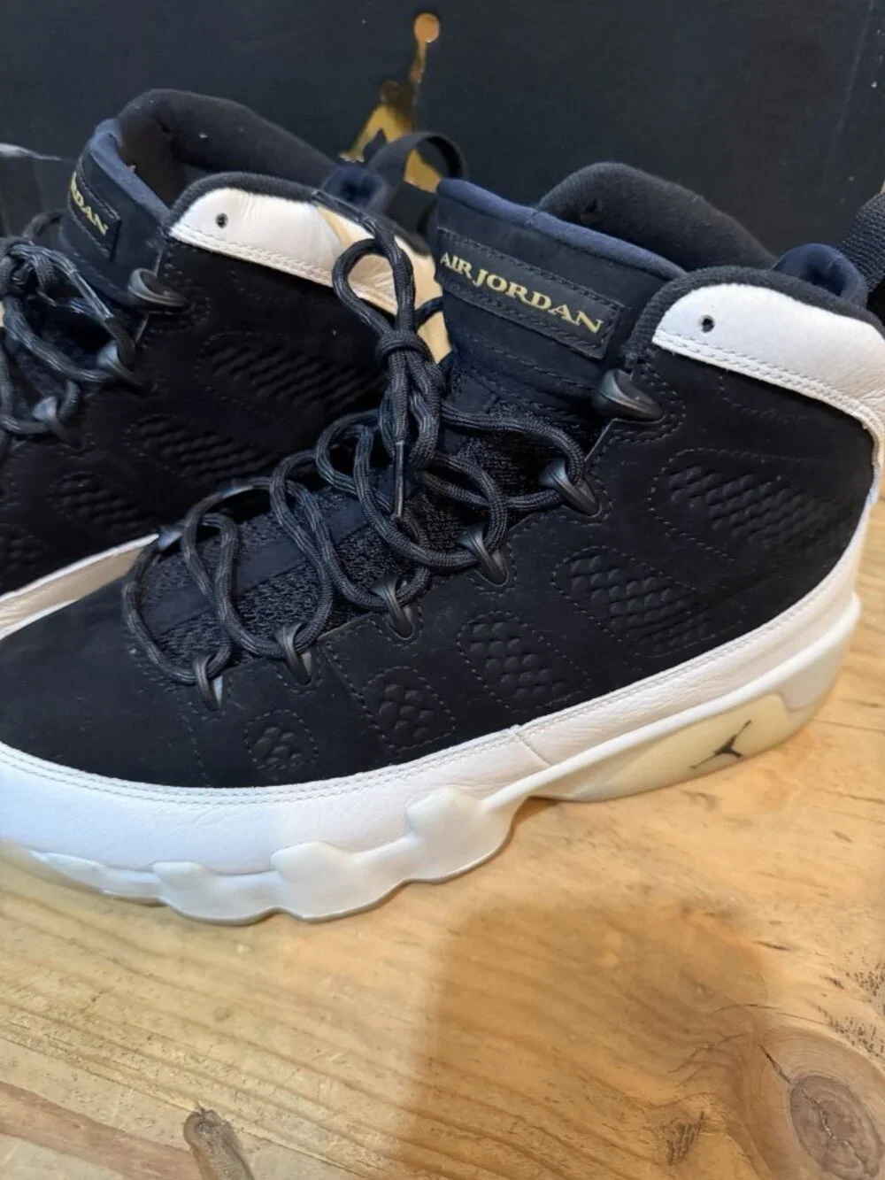 Air Jordan 9 Retro City of Flight Men's Sneakers Black/White Size 10
